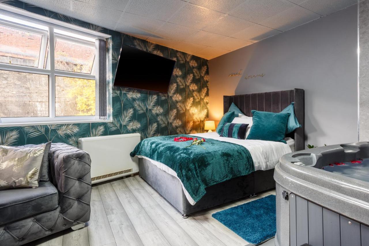 Riverside Studio With Jacuzzi! Sheffield Exterior foto